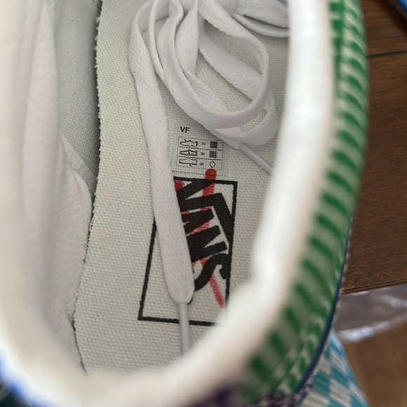 #65/53S/34S Brand new with tags VANS PRIDE SK8 Mid - Picture 8 of 11